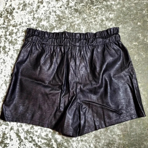 Faux Leather High Waist Shorts - Picture 11 of 11